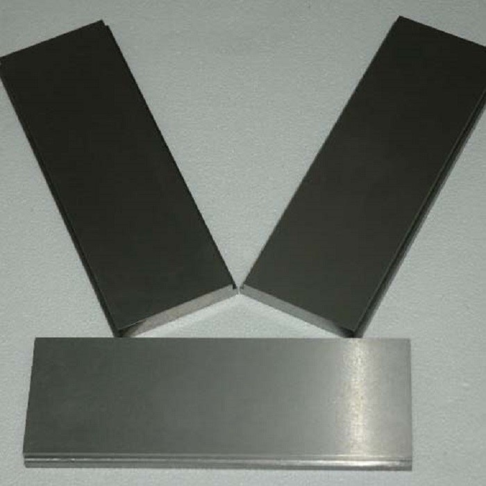 99.95% W1 Tungsten Products Rolled Tungsten Sheets Thickness 0.05 - 1.0mm